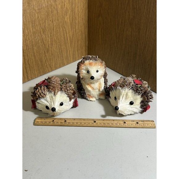 Rustic Woodland Hedgehog Christmas Holiday Decor Cottage Core  Set Of 3 - READ - Picture 11 of 12
